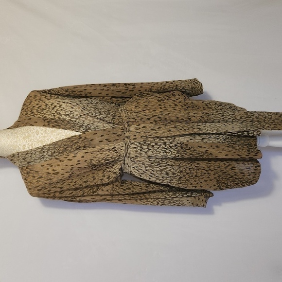 Victoria's Secret Animal Print Semi Sheer Tie Front Side Pockets Light Robe OS - Picture 9 of 13